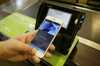 سیستم پرداخت موبایلی Apple Pay از کار افتاد