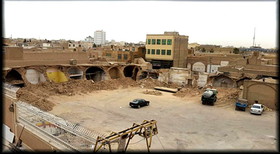 تخریب شبانه یک گاراژ تاریخی در یزد