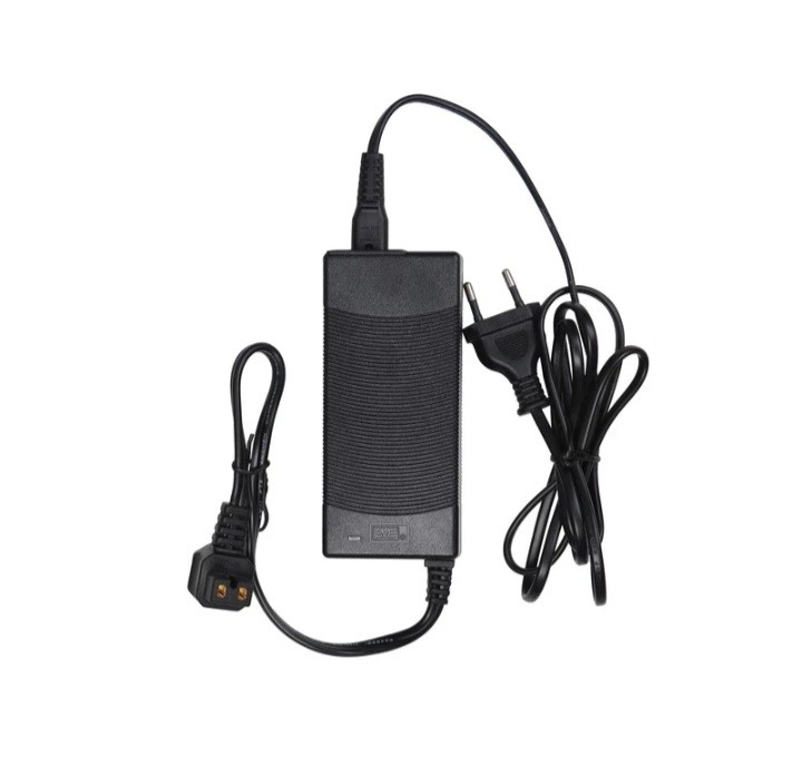 یخچال خودرو ایستکول مدل TM-4040-DC