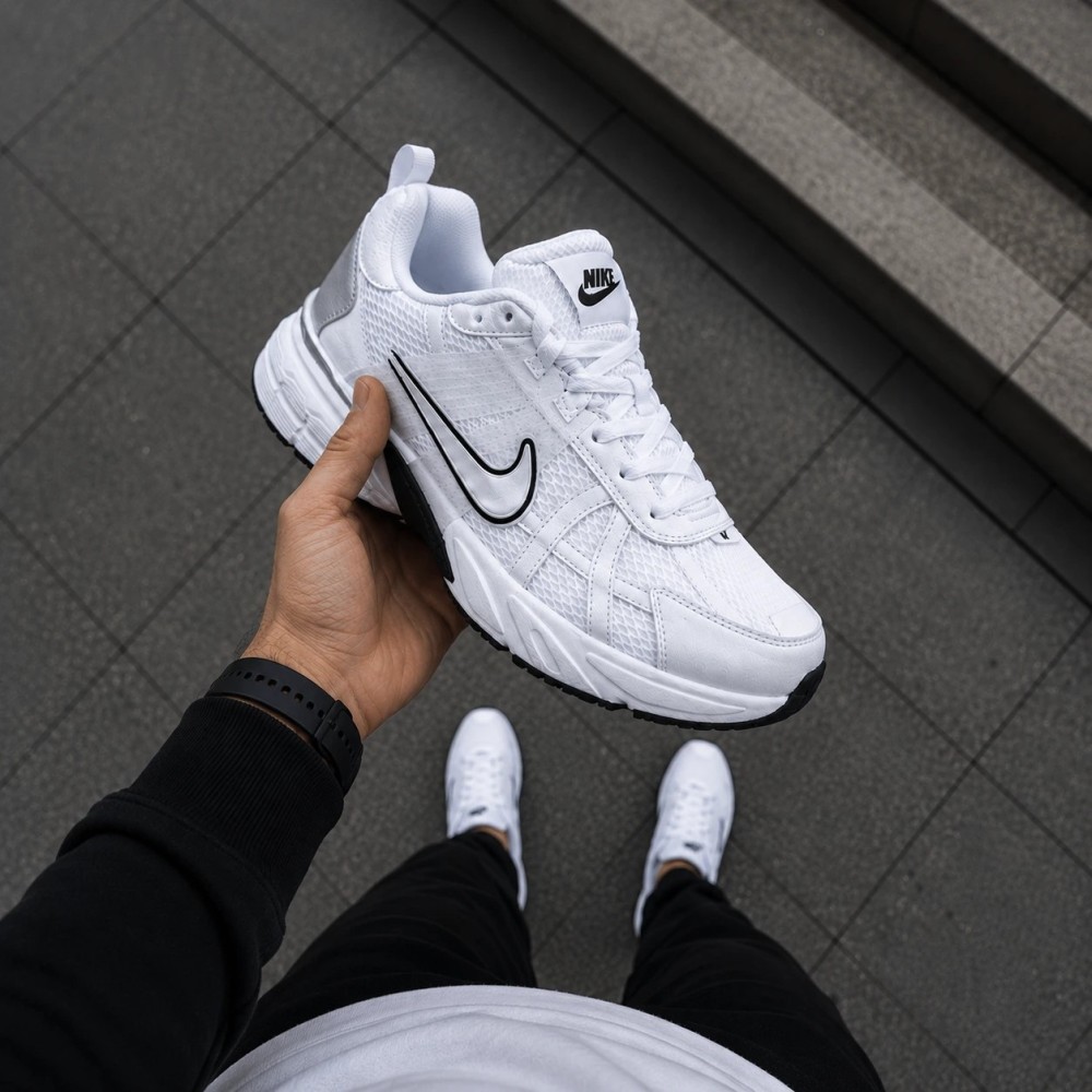 کفش ورزشی نایک وی تو کی ران NIKE V2K RUN ( در 4 رنگ بندی )