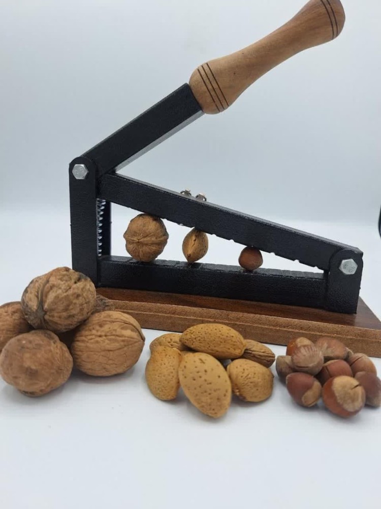 بادام‌شکن و گردوشکن دستی خانگی (سریع و آسان)
